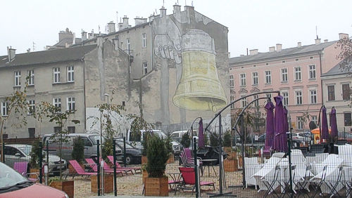 mural in Krakow's Podgorze district